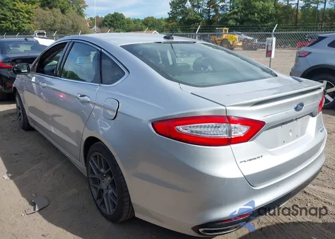 2016 Ford Fusion Titanium z USA, uszkodzony, nr VIN 3FA6P0K98GR135129
